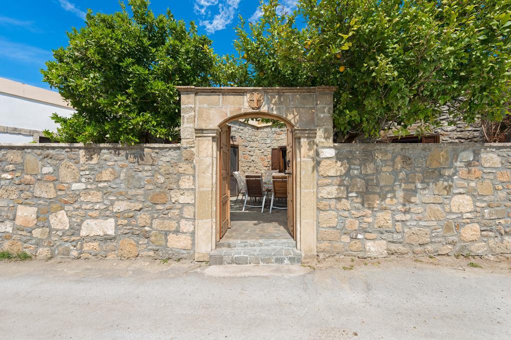 Villa Claudia In Lardos Zewnętrze zdjęcie